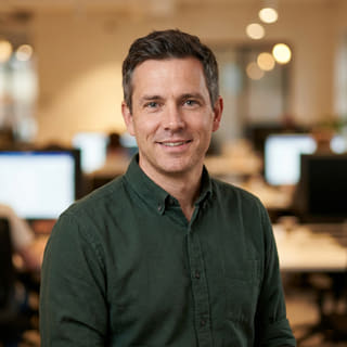 Foto de perfil de Daniel Carter, quien figura como Director de Tecnología en Recio Crecimario